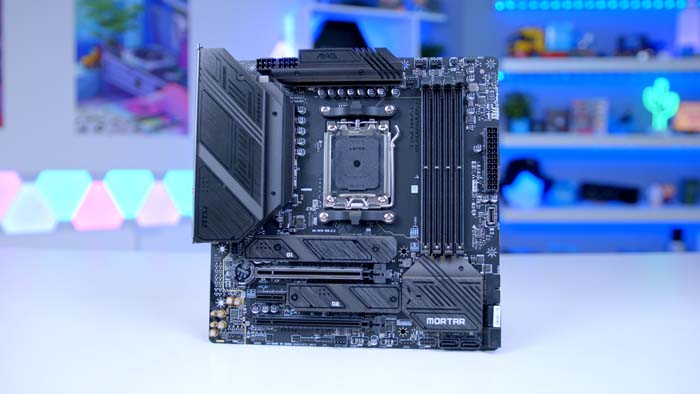 What motherboard for Ryzen 7 7800X3D showing B650, B650E, and X670 chipset comparison for gaming PC build