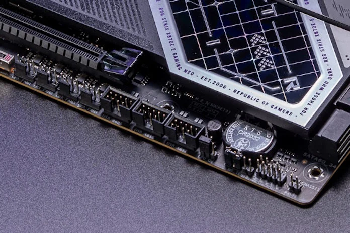 Features of USB 2.0 Header Motherboards