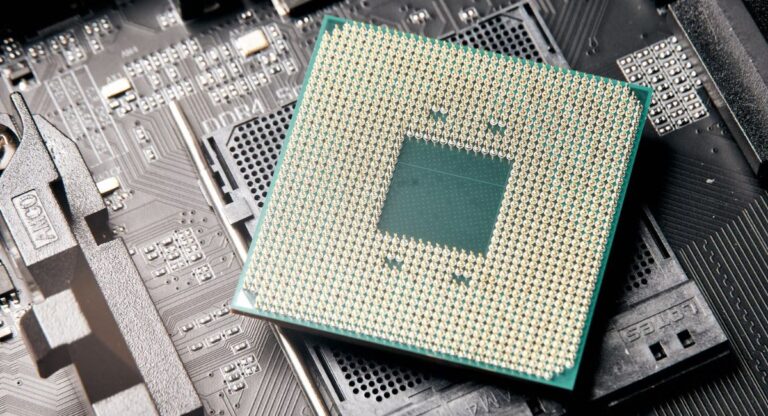 Thermal paste on motherboard pins causing connection issues