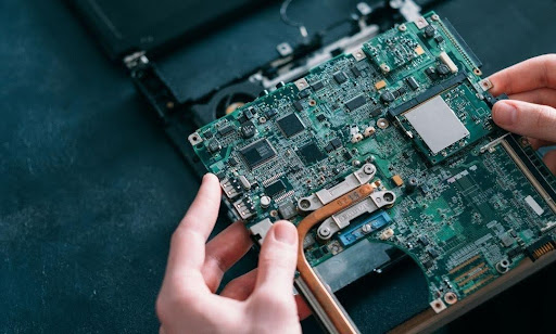 When to Repair or Replace a Motherboard